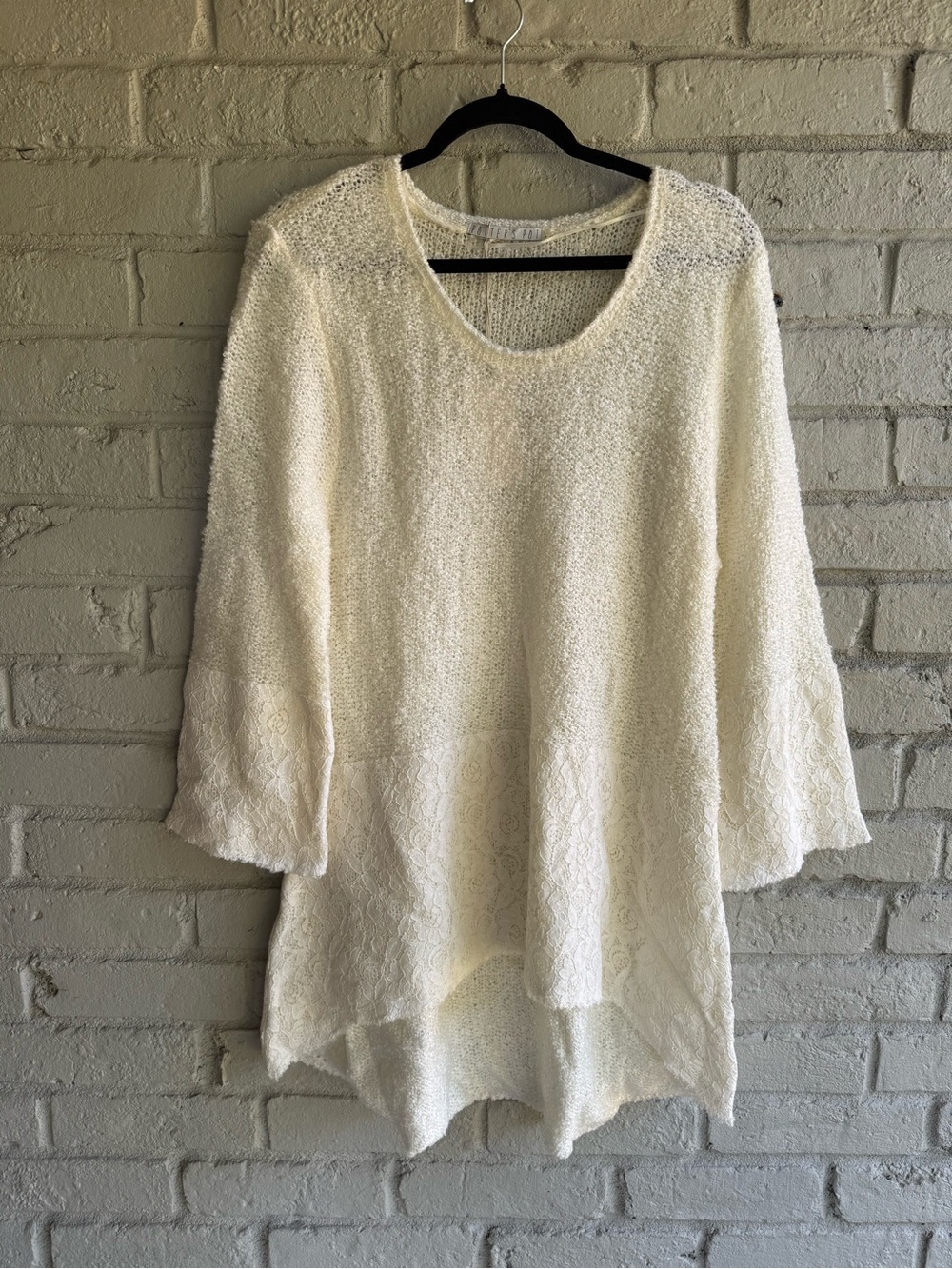 Cream Scoop Neck Lace & Knit Tunic Bell Sleeves Hi Low hem NWT Fairy Feminine L